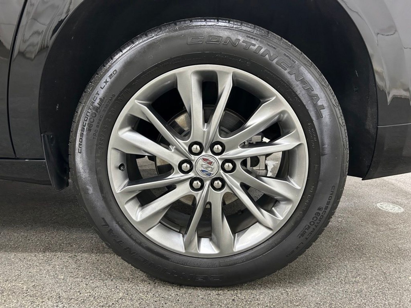 Used 2024 Buick Enclave Avenir w/ Avenir Technology Package FWD image 14