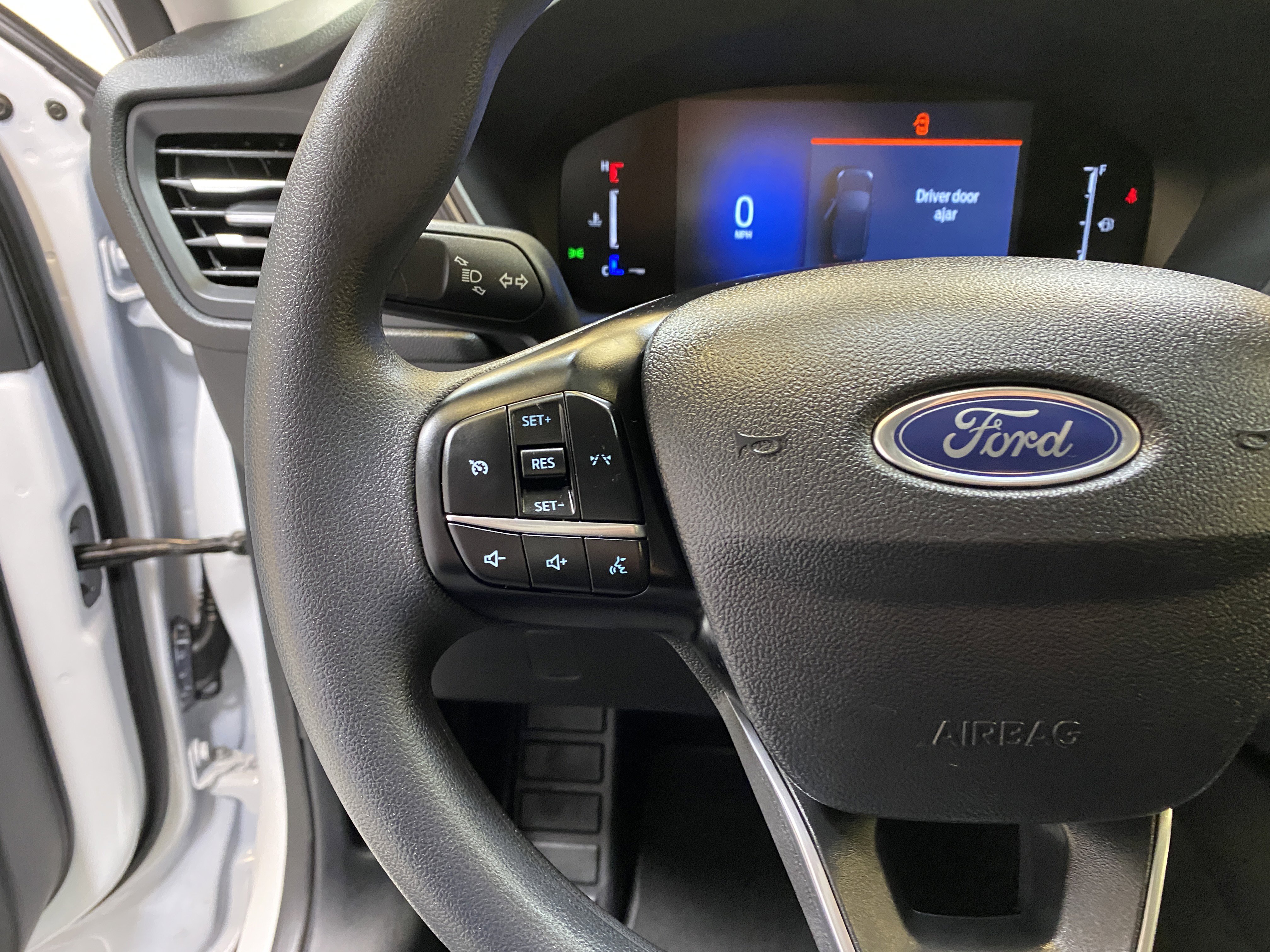Used 2025 Ford Escape Active image 33