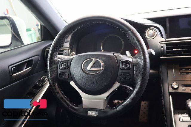 Used 2019 Lexus IS 300 F Sport w/ F Sport Package RWD image 15