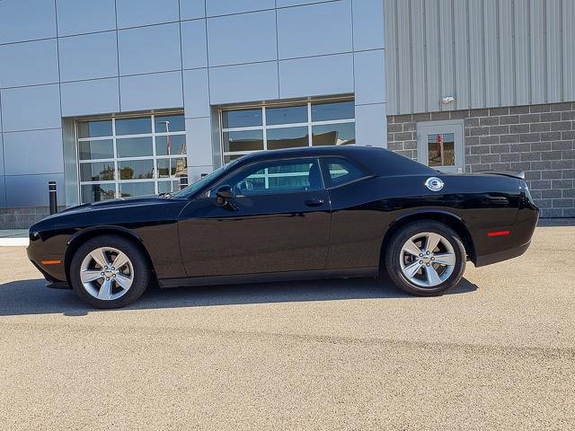 Used 2023 Dodge Challenger SXT image 8