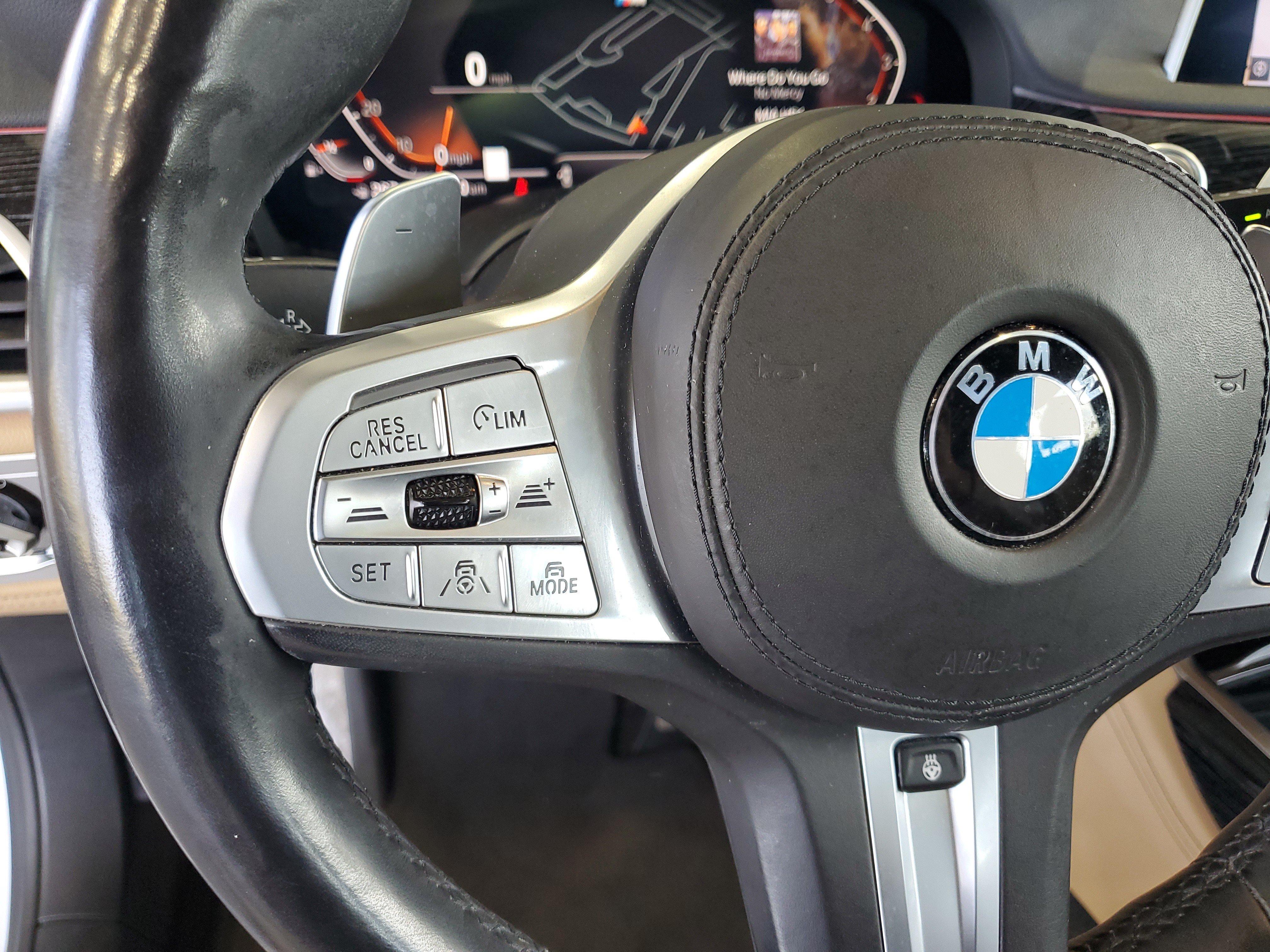 Used 2022 BMW 740i w/ M Sport Package RWD image 23