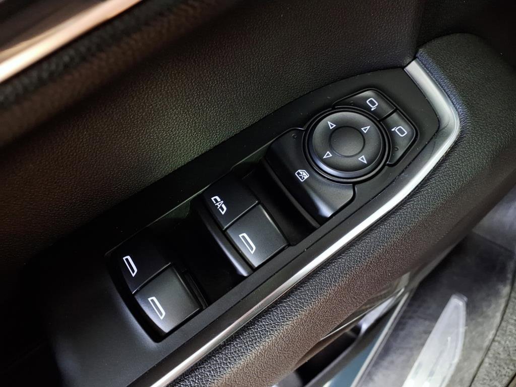 Used 2025 Chevrolet Silverado 1500 LT image 15
