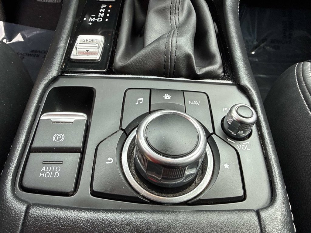 Used 2019 MAZDA CX-3 Touring w/ Touring I-ACTIVSENSE Package FWD image 32