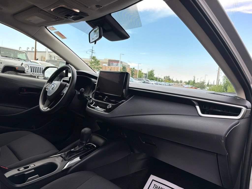 Used 2023 Toyota Corolla LE w/ LE Premium Package FWD image 13