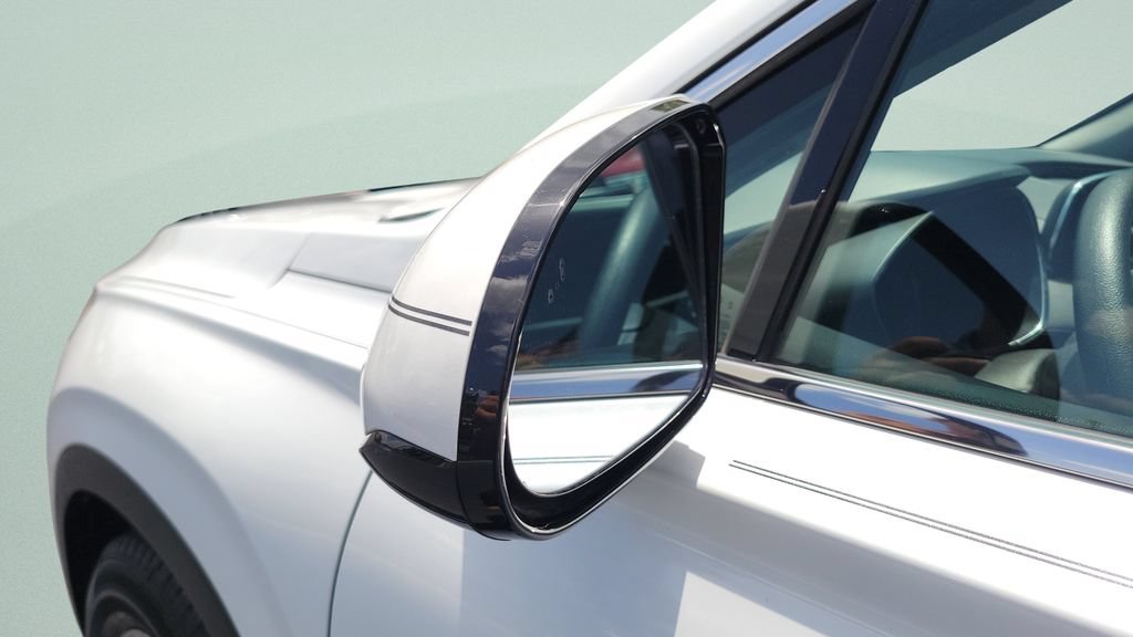 Used 2019 Hyundai Santa Fe SEL FWD image 26