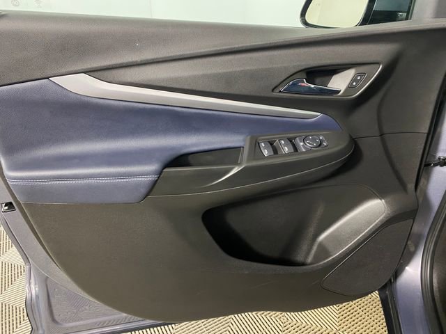 Used 2023 Chevrolet Bolt EUV Premier image 11