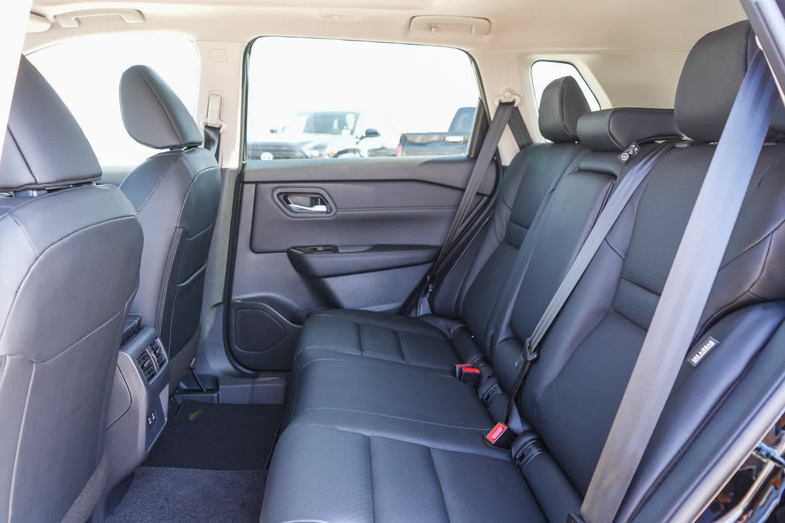 New 2026 Nissan Rogue Dark Armor FWD image 20