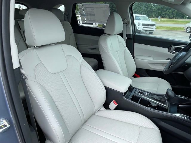 New 2025 Kia Sorento S image 30