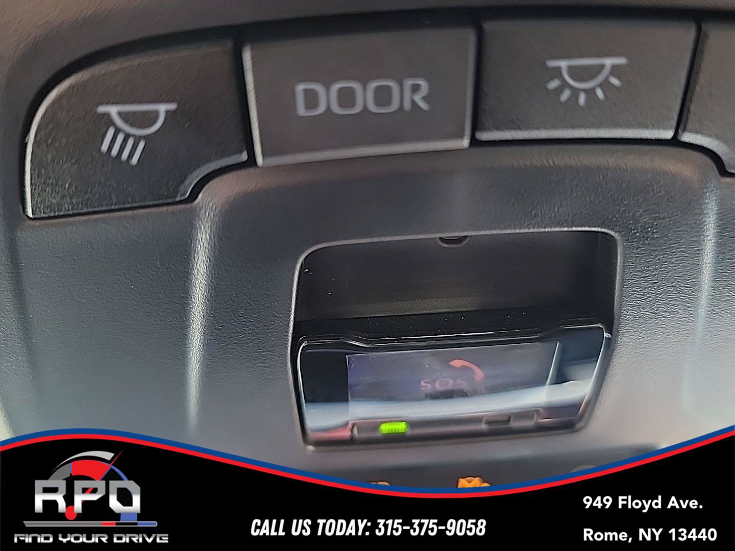 Used 2024 Toyota Corolla LE FWD image 18