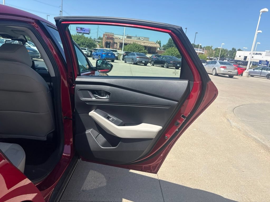 Certified 2025 Honda Accord SE image 28