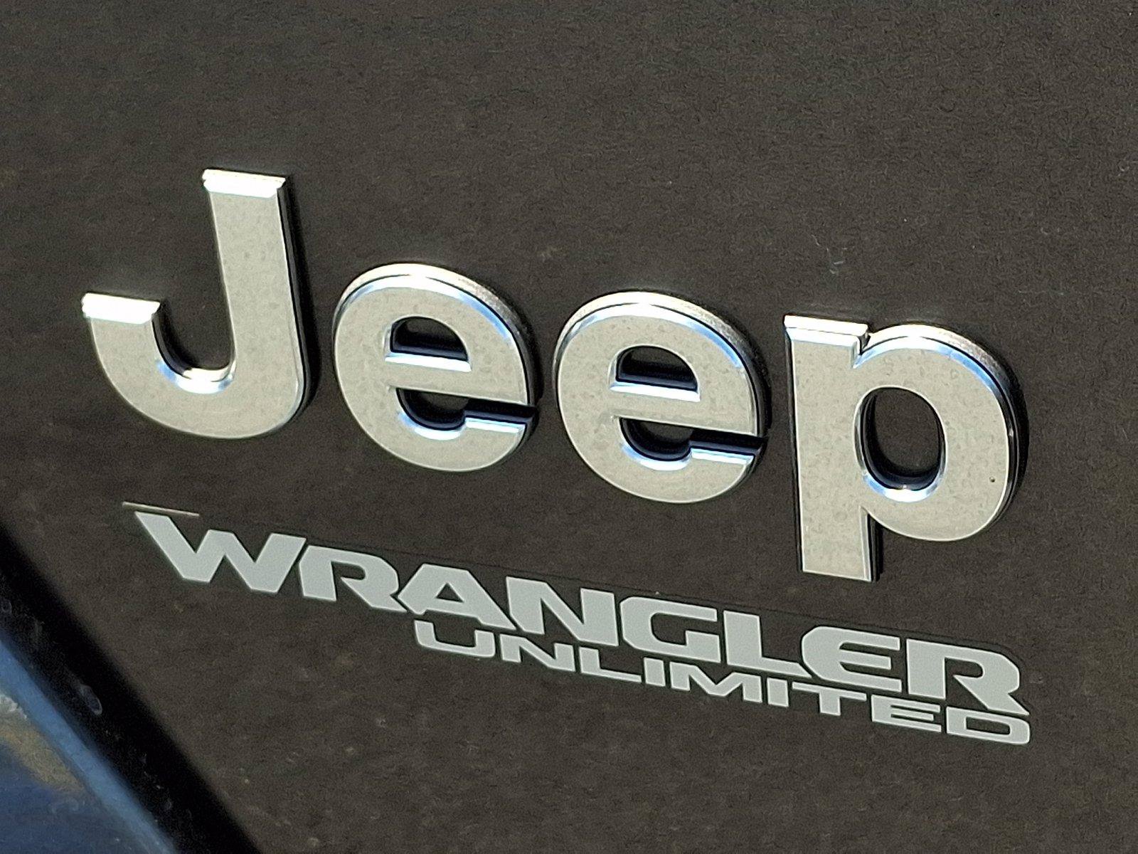 Used 2021 Jeep Wrangler Unlimited Sahara w/ LED Lighting Group AWD/4WD image 29