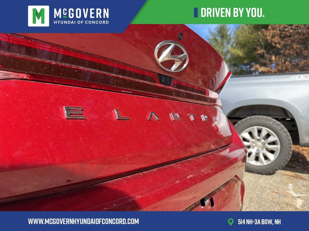 Certified 2023 Hyundai Elantra SEL w/ Preferred Accessory Package image 9