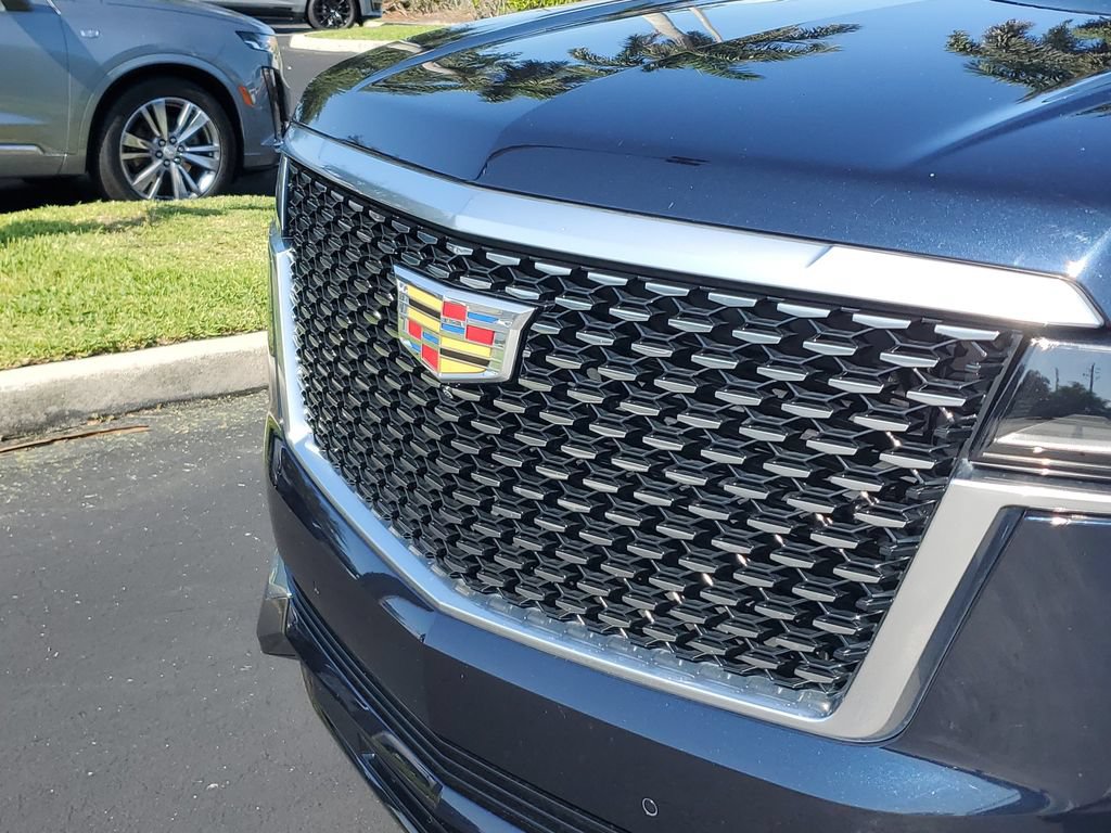 Used 2021 Cadillac Escalade Premium Luxury w/ Driver Assist Tech Package AWD/4WD image 9