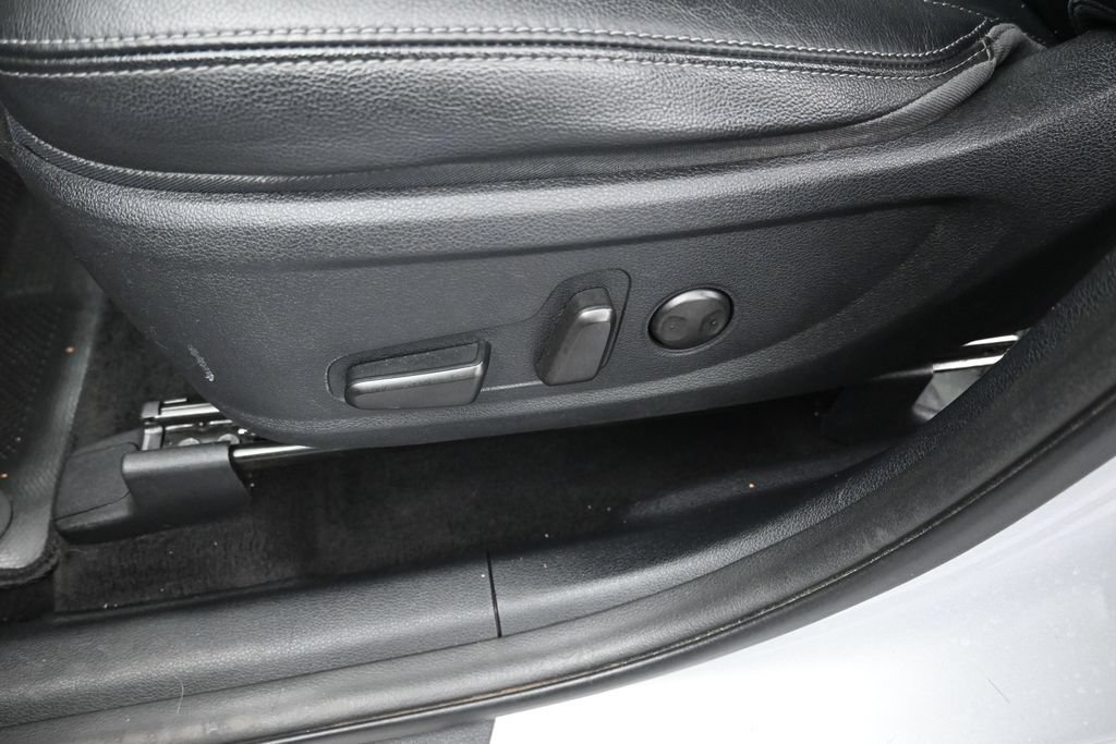 Used 2019 Hyundai Santa Fe Limited FWD image 24