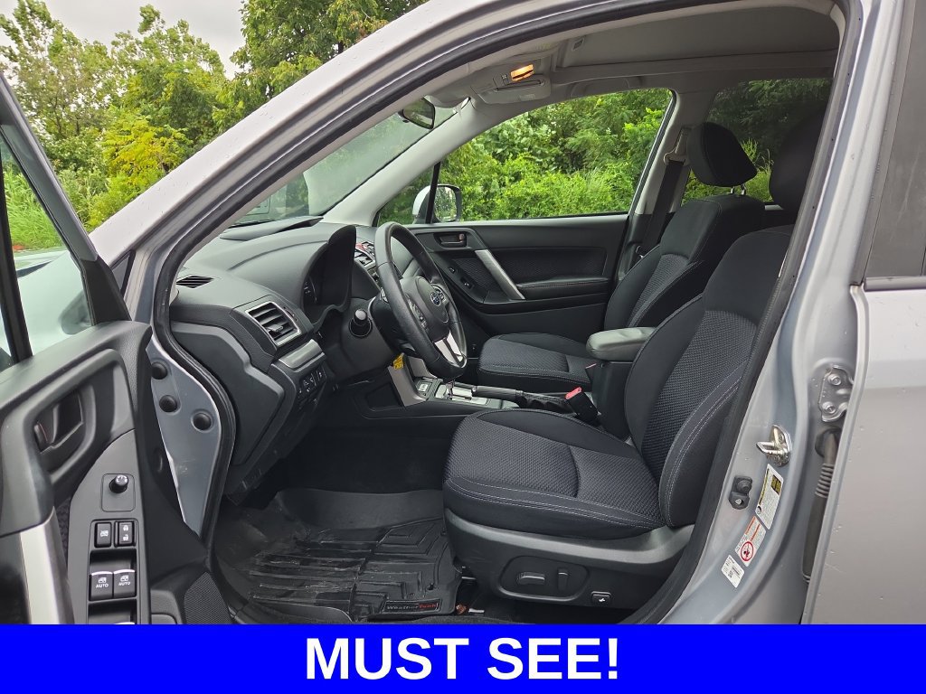 Used 2018 Subaru Forester 2.5i Premium AWD/4WD image 16