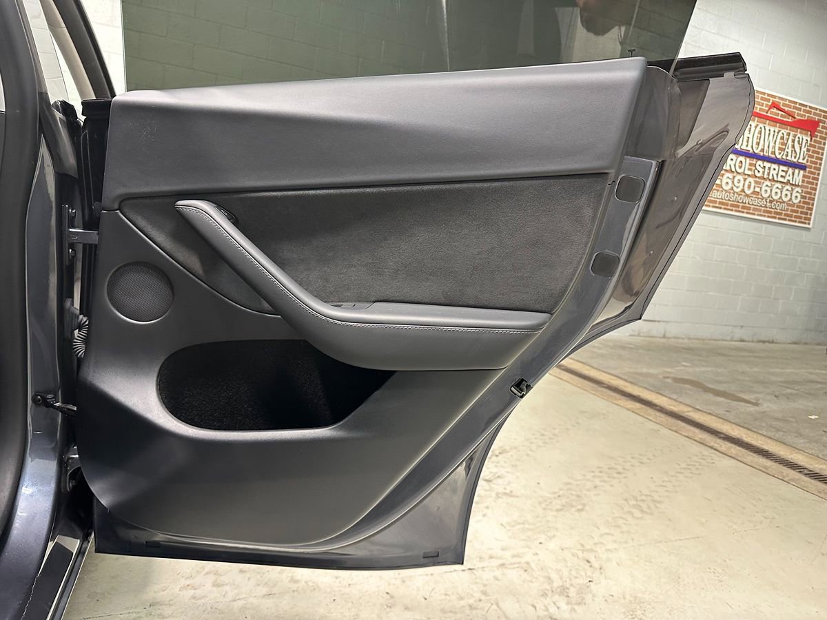 Used 2023 Tesla Model Y Performance AWD/4WD image 14