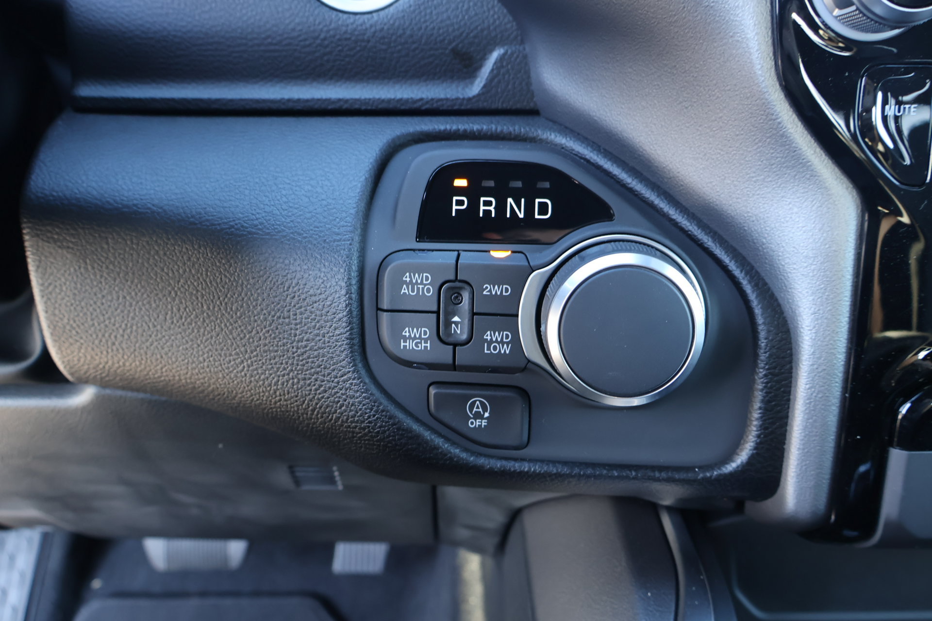 New 2026 RAM 1500 Lone Star AWD/4WD image 9