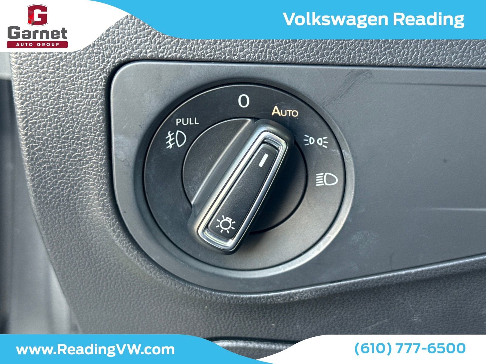 Used 2020 Volkswagen Tiguan SE R-Line image 18