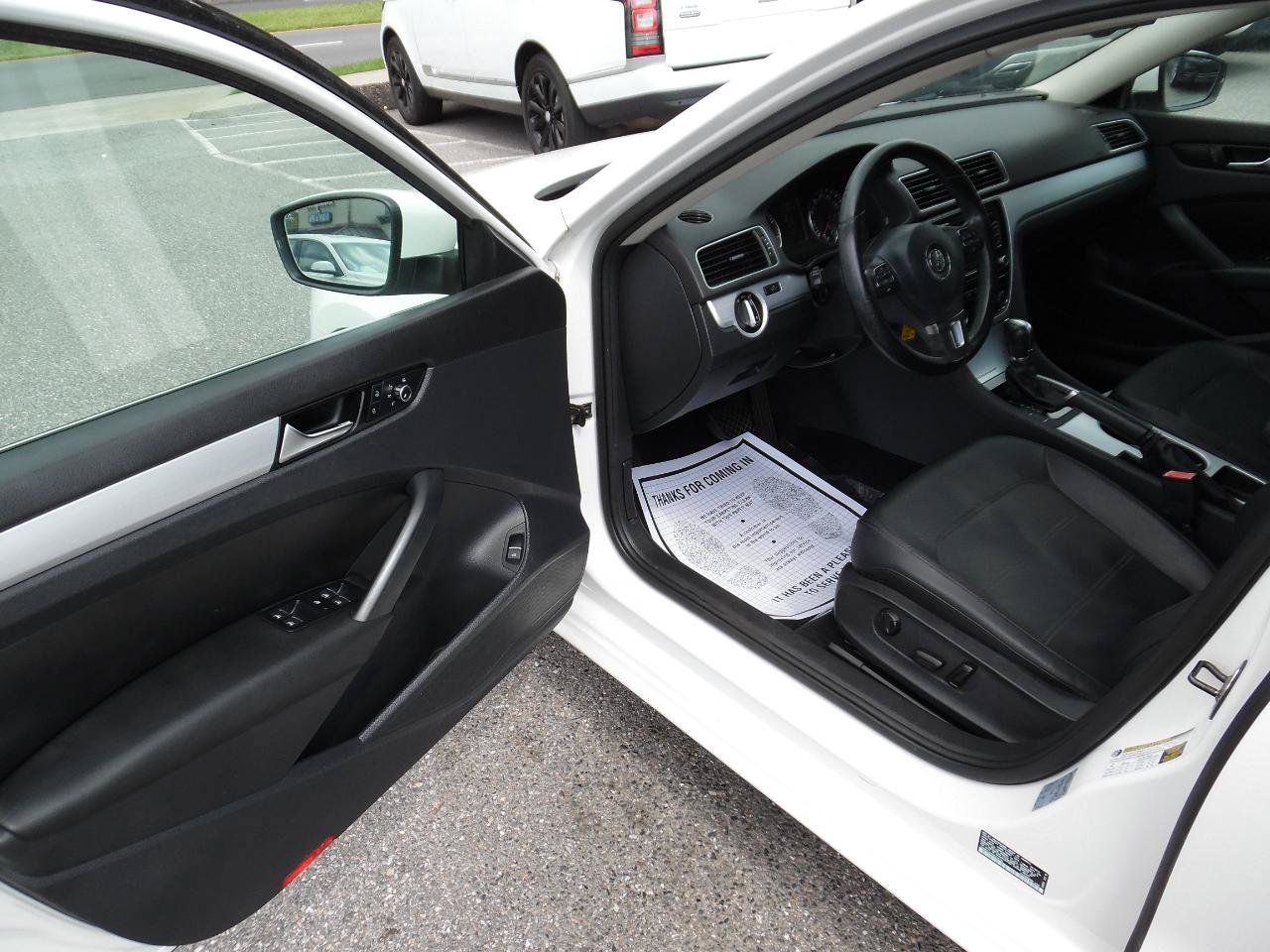 Used 2013 Volkswagen Passat 2.5 SE FWD image 10