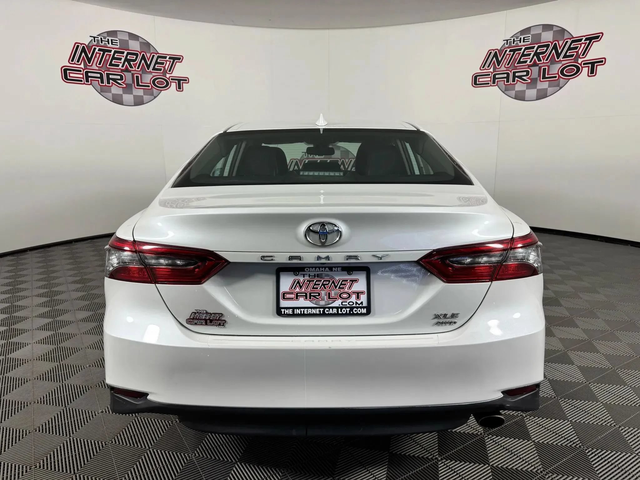 Used 2024 Toyota Camry XLE w/ Cold Weather Package AWD/4WD image 6