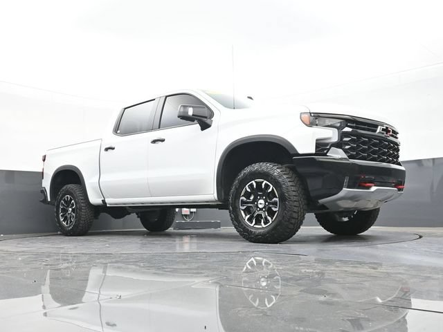 Used 2024 Chevrolet Silverado 1500 ZR2 w/ Technology Package AWD/4WD image 58