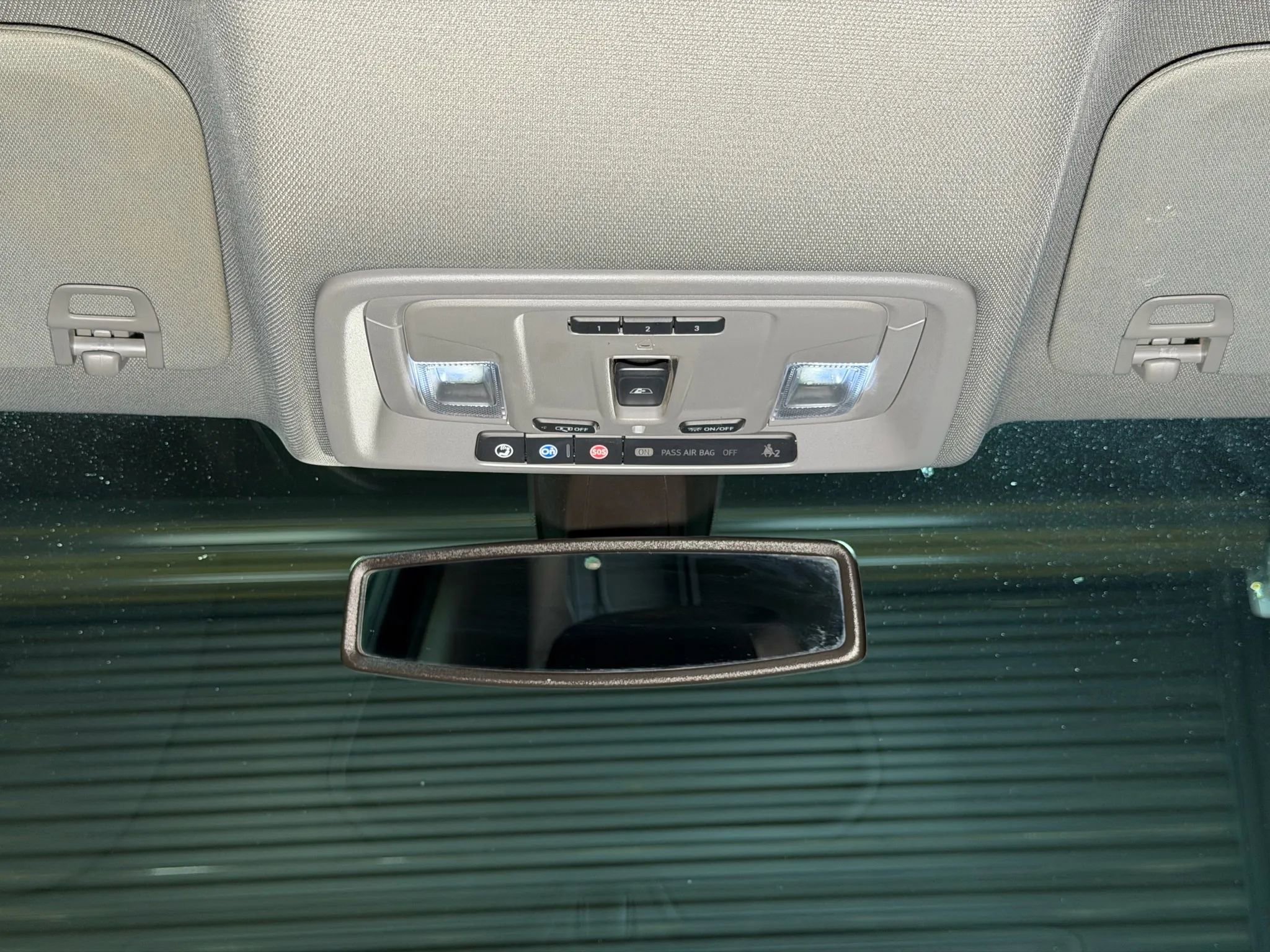 Used 2020 Chevrolet Silverado 1500 LTZ image 29