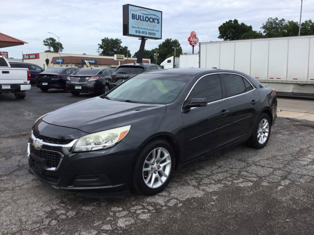 Used 2015 Chevrolet Malibu LT w/ Power Convenience Package FWD image 1