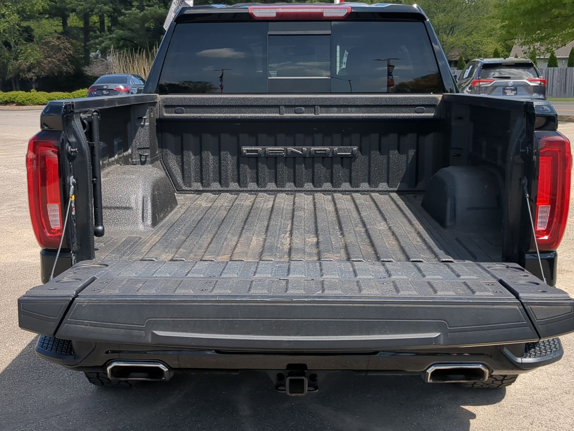 Used 2021 GMC Sierra 1500 Denali w/ Denali Premium Package image 25