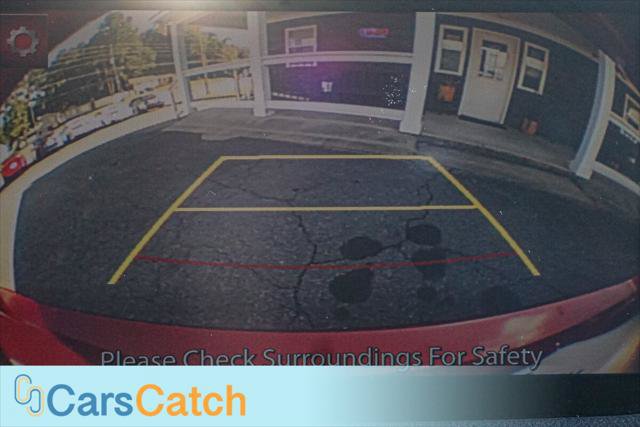 Used 2018 MAZDA MAZDA3 Touring FWD image 28