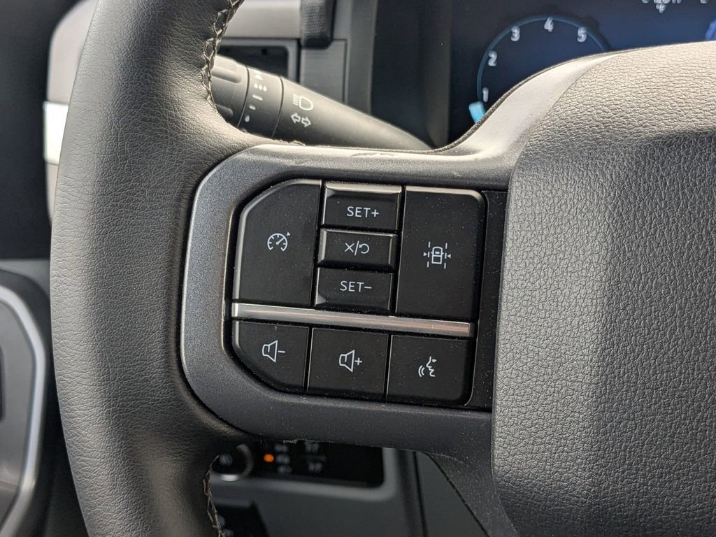 Used 2025 Ford F150 XLT w/ Equipment Group 301A Standard image 22