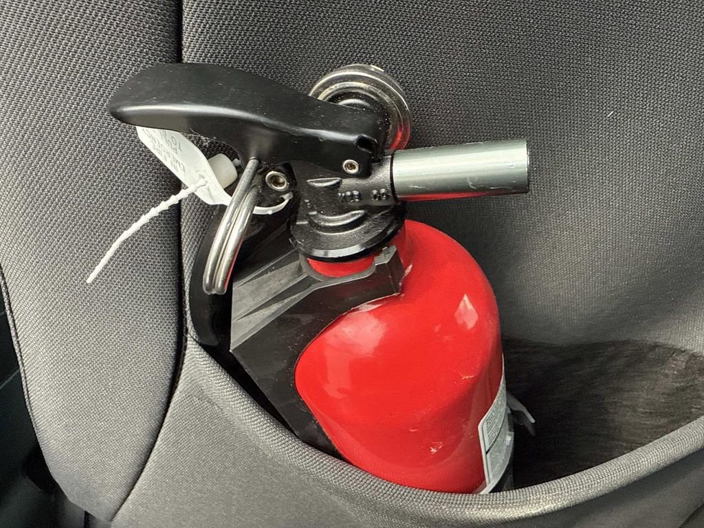 Used 2024 Chevrolet Silverado 2500 LT image 21