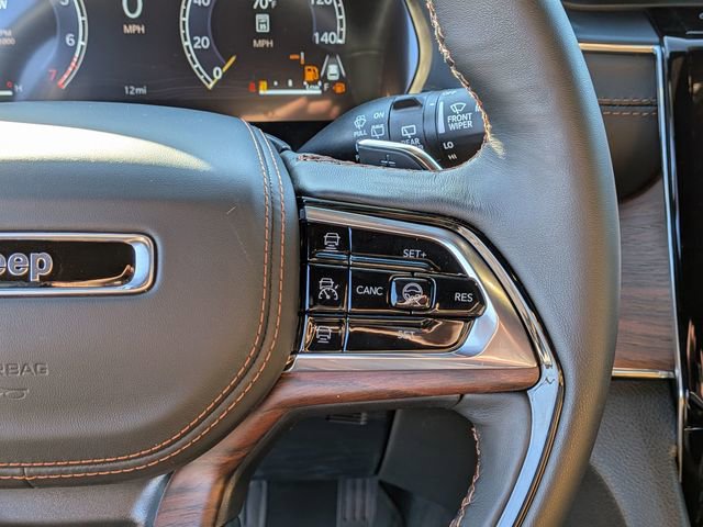 New 2025 Jeep Grand Cherokee Summit w/ Obsidian Package image 23