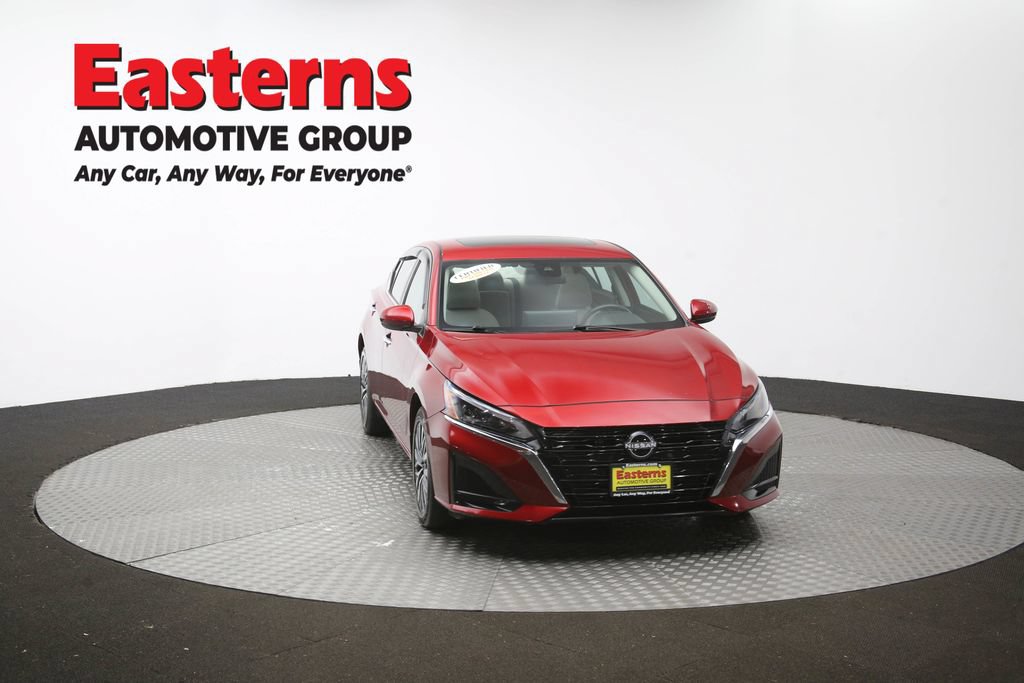 Used 2023 Nissan Altima 2.5 SV w/ SV Premium Package AWD/4WD image 50