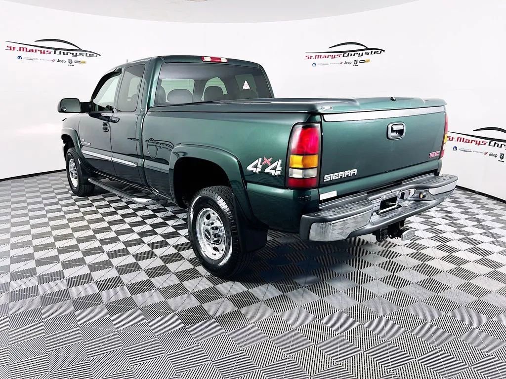 Used 2004 GMC Sierra 2500 SLT w/ Heavy-Duty Power Package AWD/4WD image 6