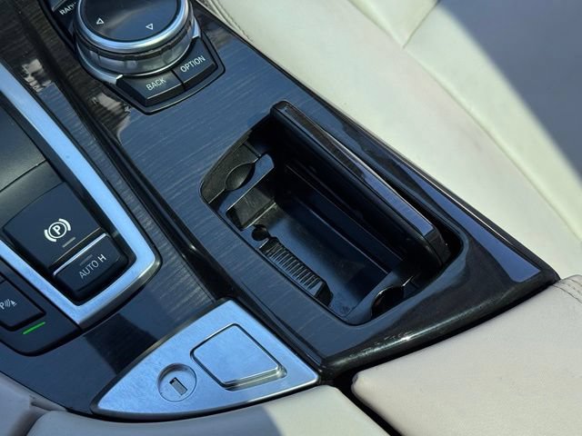 Used 2014 BMW 535i xDrive Sedan AWD/4WD image 25
