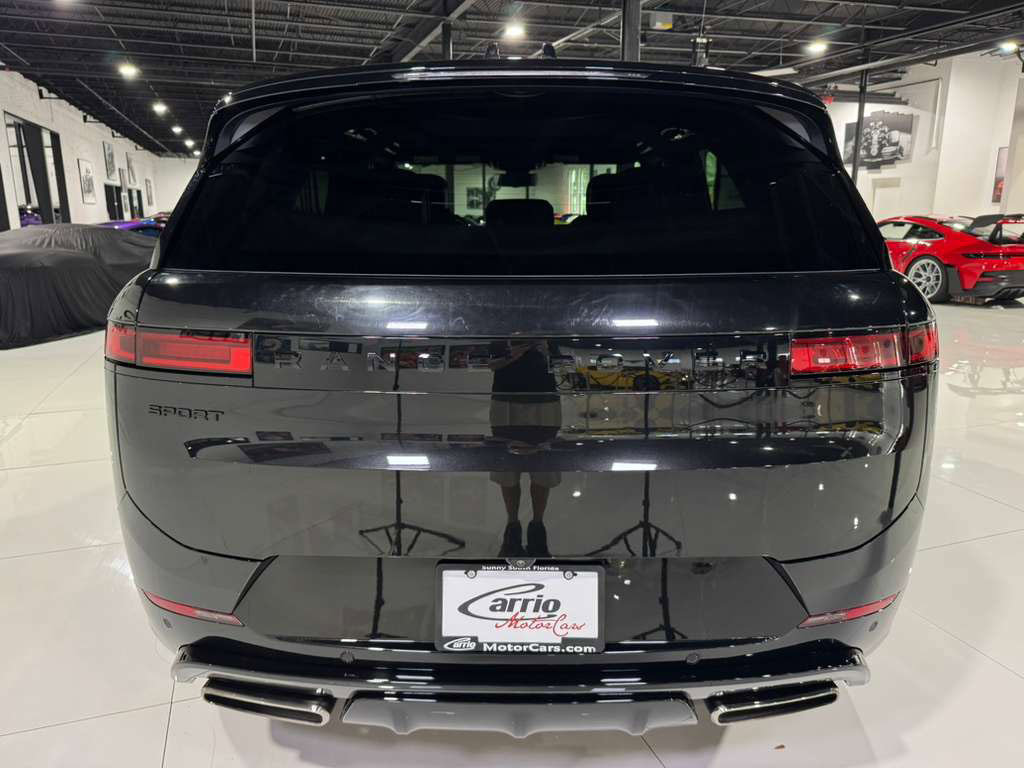 Used 2024 Land Rover Range Rover Sport Autobiography image 6