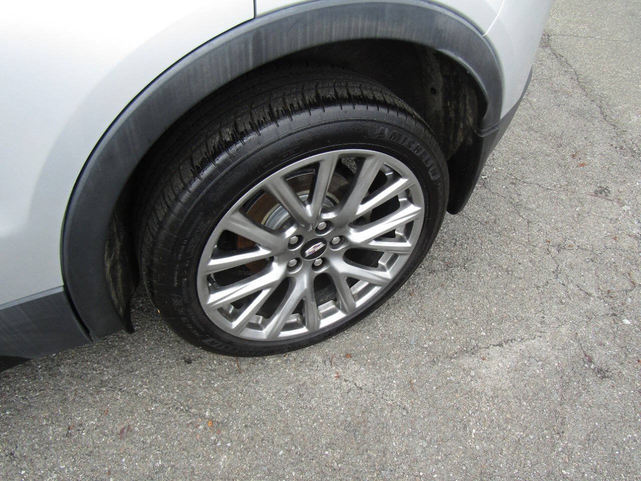 Used 2019 Cadillac XT4 Sport AWD/4WD image 30