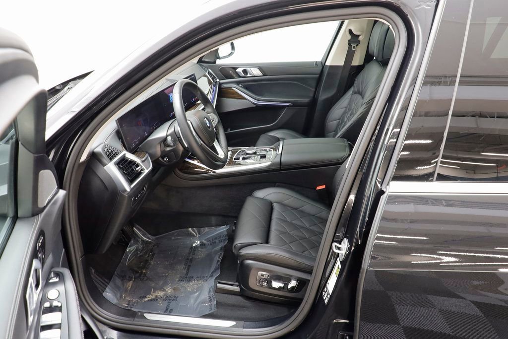 New 2026 BMW X7 xDrive40i image 6