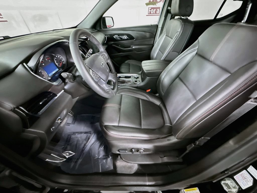 Used 2023 Chevrolet Traverse RS AWD/4WD image 26