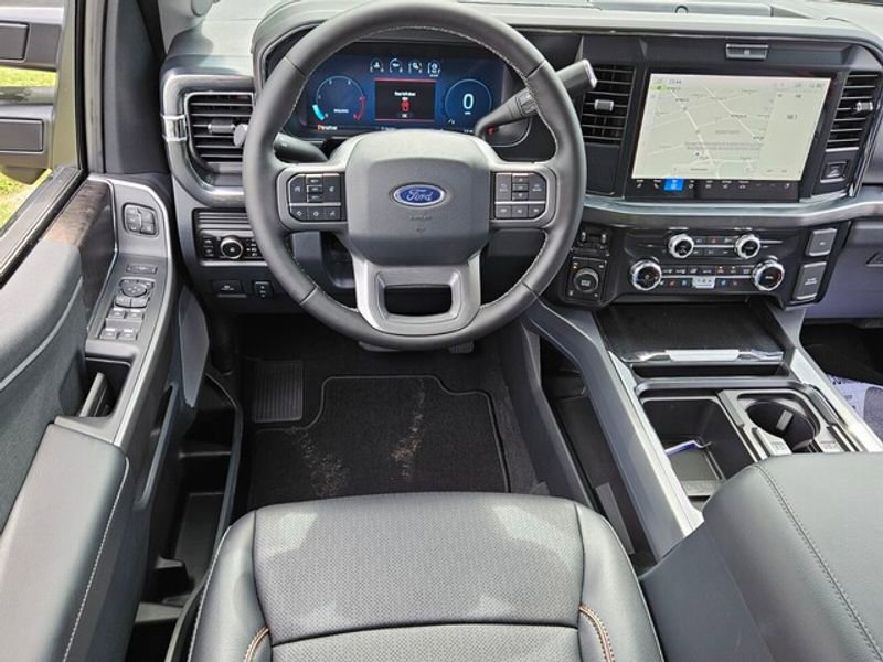 New 2025 Ford F250 Lariat w/ Chrome Package image 7
