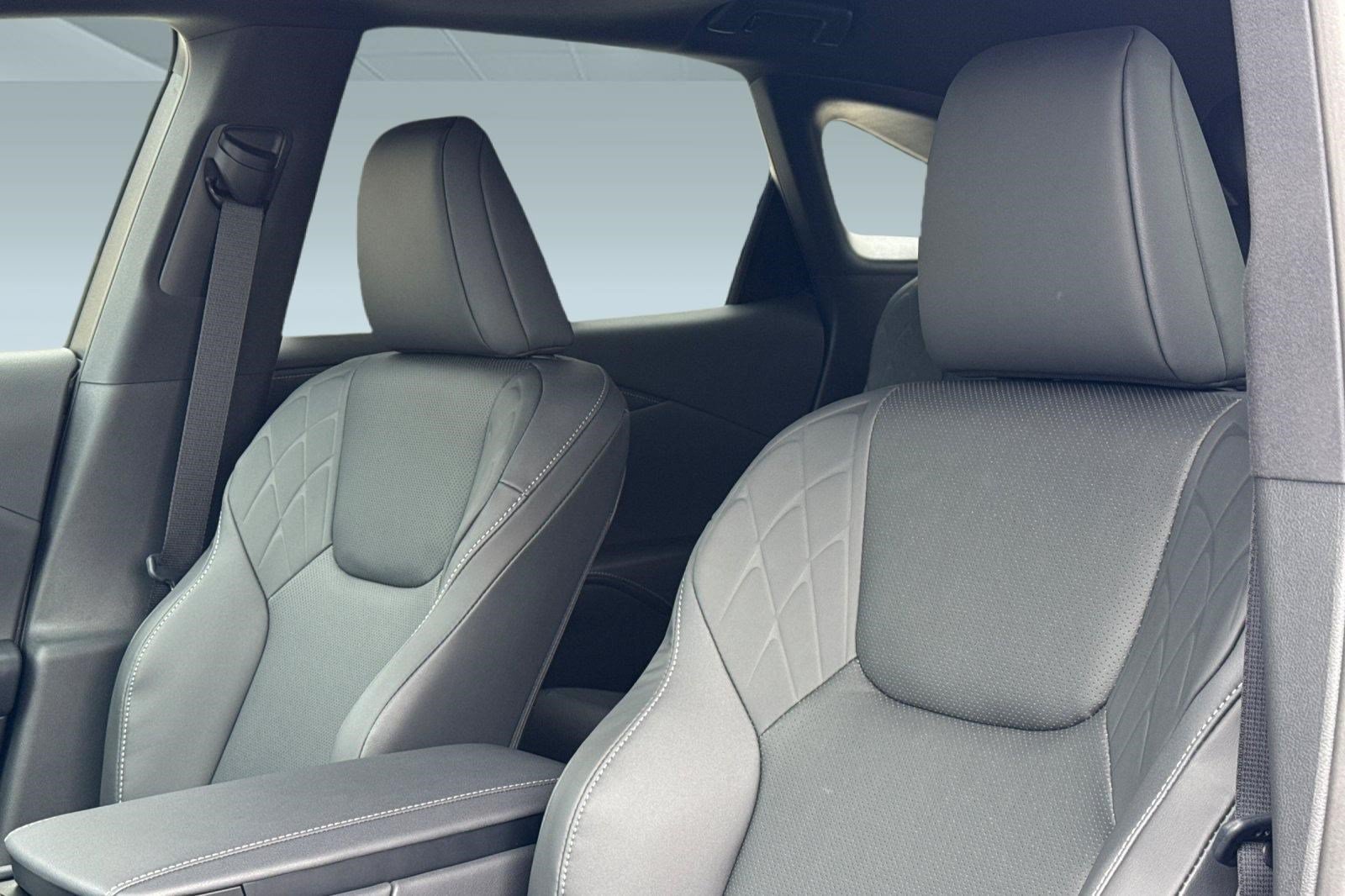 New 2026 Lexus RX 350 AWD image 25