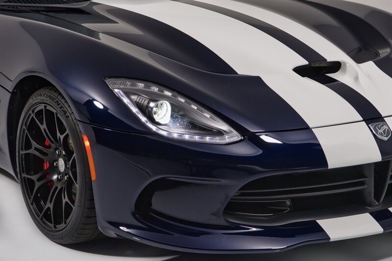 Used 2014 SRT Viper GTS w/ GTS Laguna Interior Package RWD image 40