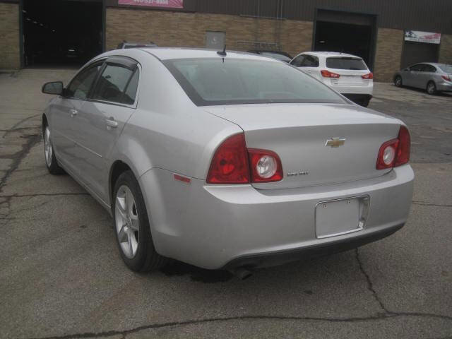 Used 2010 Chevrolet Malibu LS image 7