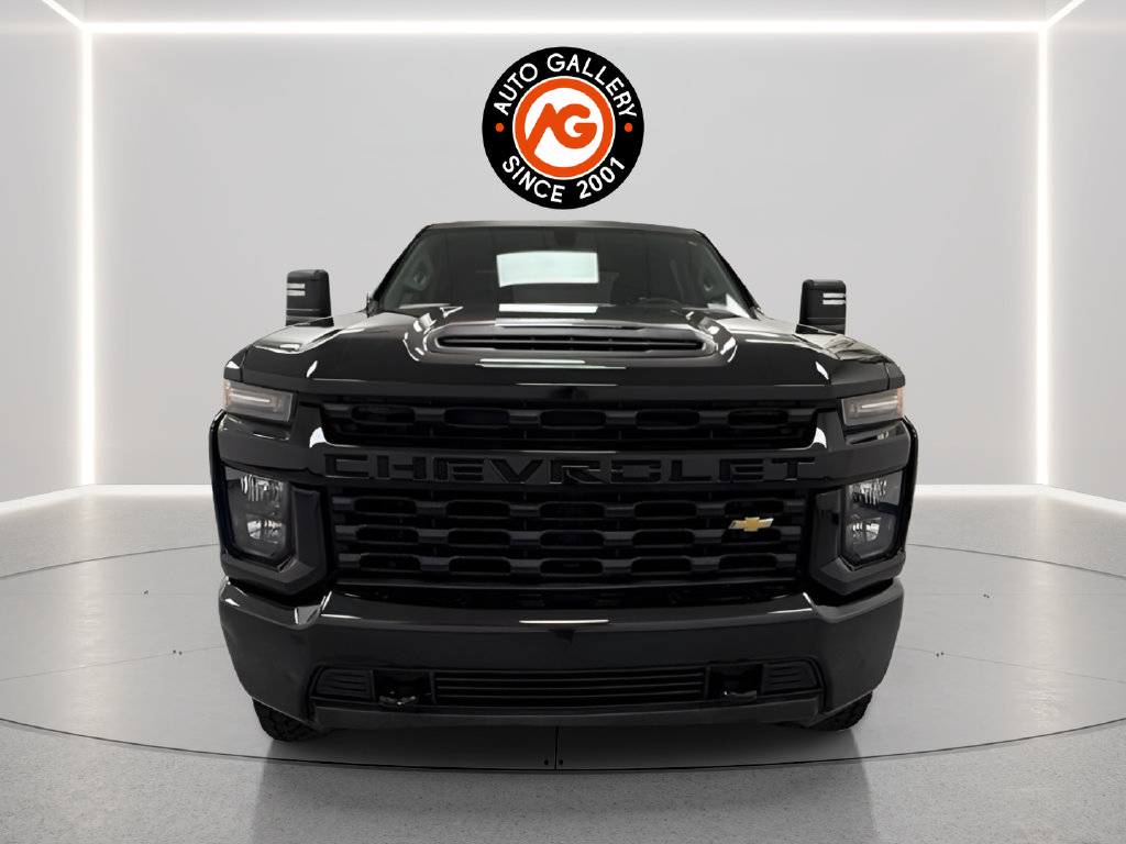 Used 2022 Chevrolet Silverado 2500 Custom w/ Custom Convenience Package AWD/4WD image 2