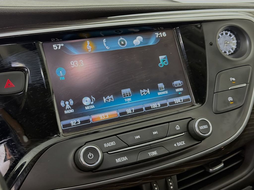 Used 2020 Buick Envision Essence image 16