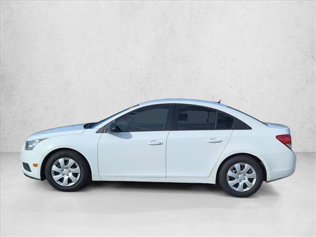 Used 2014 Chevrolet Cruze LS FWD image 4