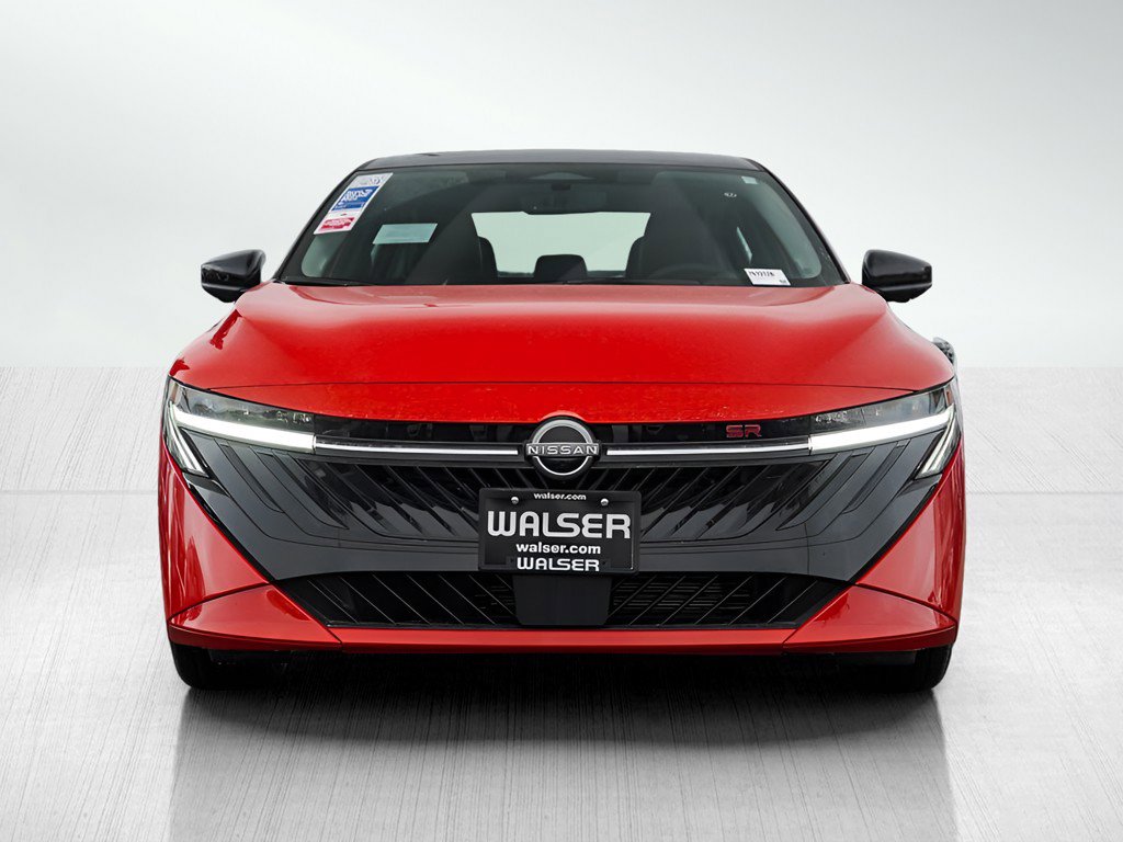 New 2026 Nissan Sentra SR w/ SR Premium Package FWD image 2