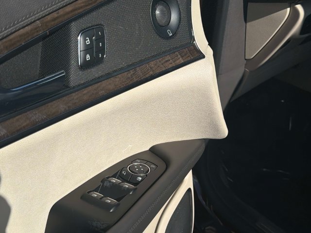 Used 2019 Lincoln Nautilus Reserve FWD image 15