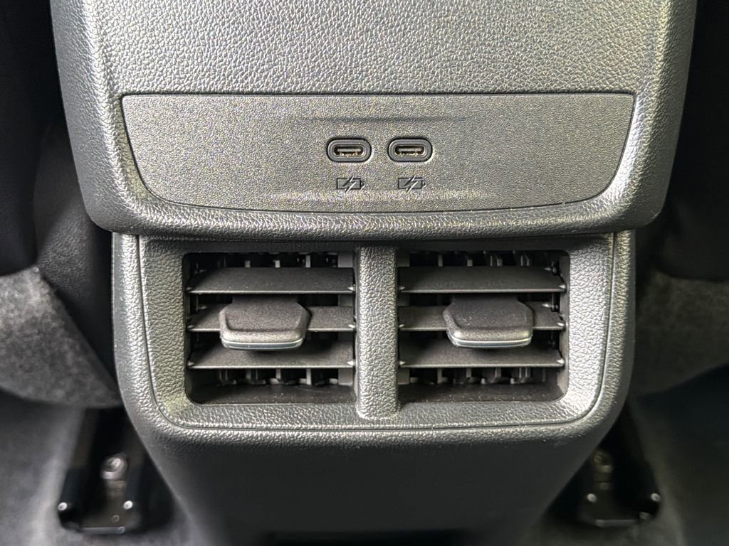 Used 2025 Chevrolet Equinox ACTIV FWD image 32