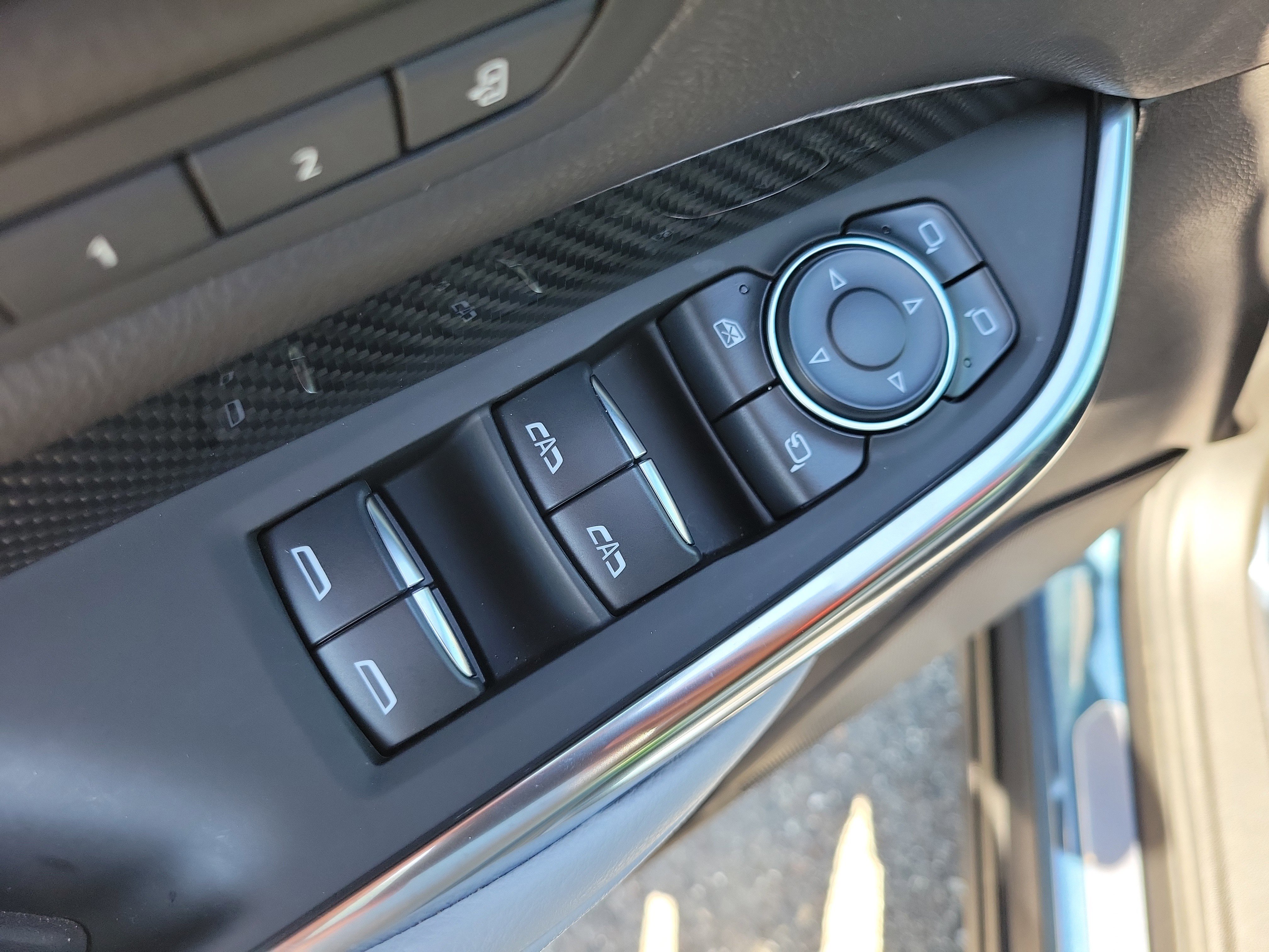 Used 2025 Cadillac XT4 Sport image 17